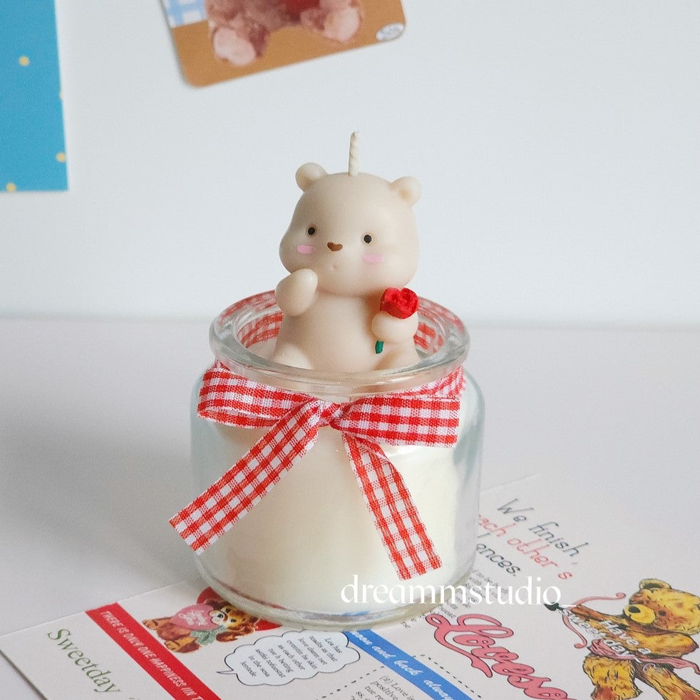 Dreammstudio | Teddy & Rose Scented Candle in Jar